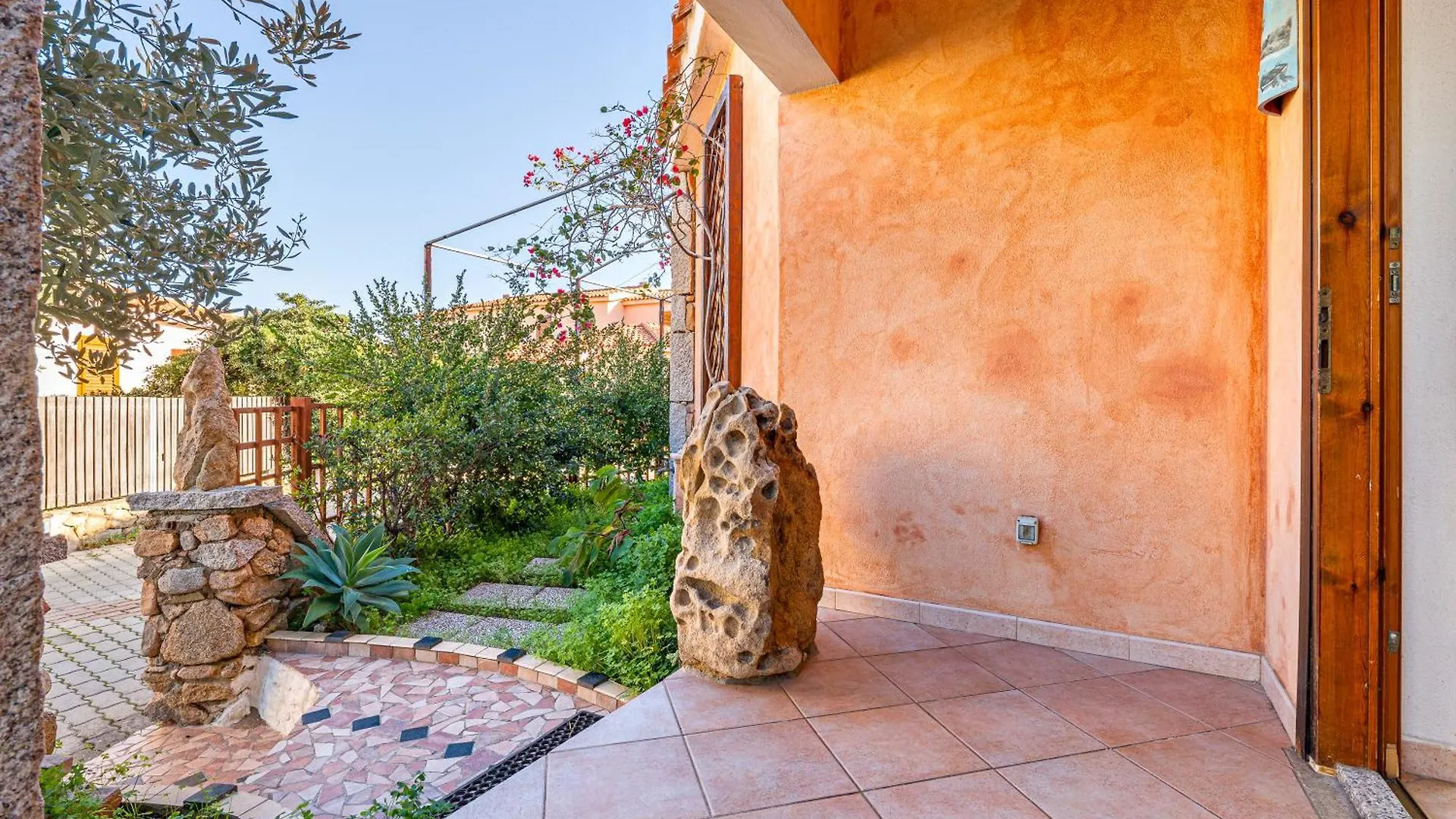 Domus Dejana Villa San Teodoro  Holiday home San Teodoro (Sardinia)
