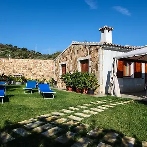 Stazzu Fioritu San Teodoro Casa vacanze